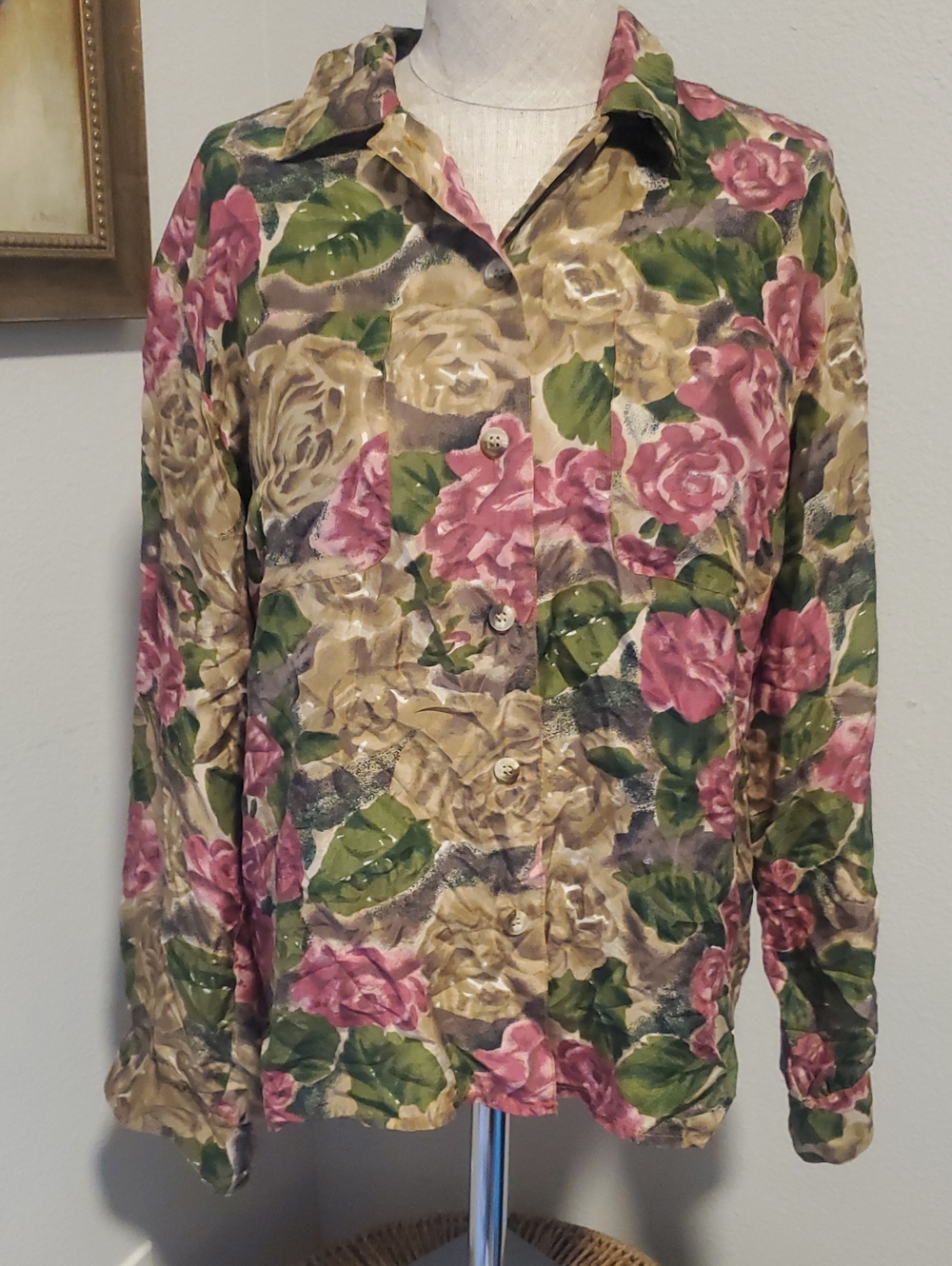 Women’s Floral Button-Down Shirt in Pink & Green